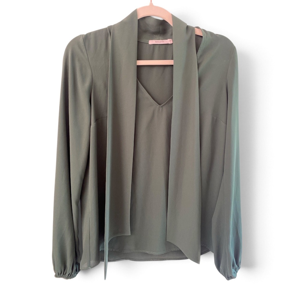 Bailey 44 Olive Green Scarf Neck V-Neck Long Sleeve Blouse XS NOR-B689